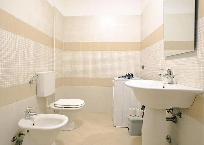 House 40 - Silkeys Verona